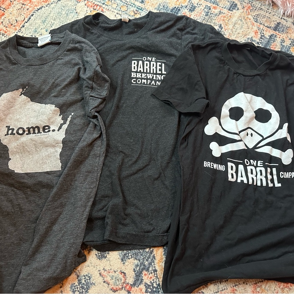 Graphic T-Shirts Bundle in Black and Gray